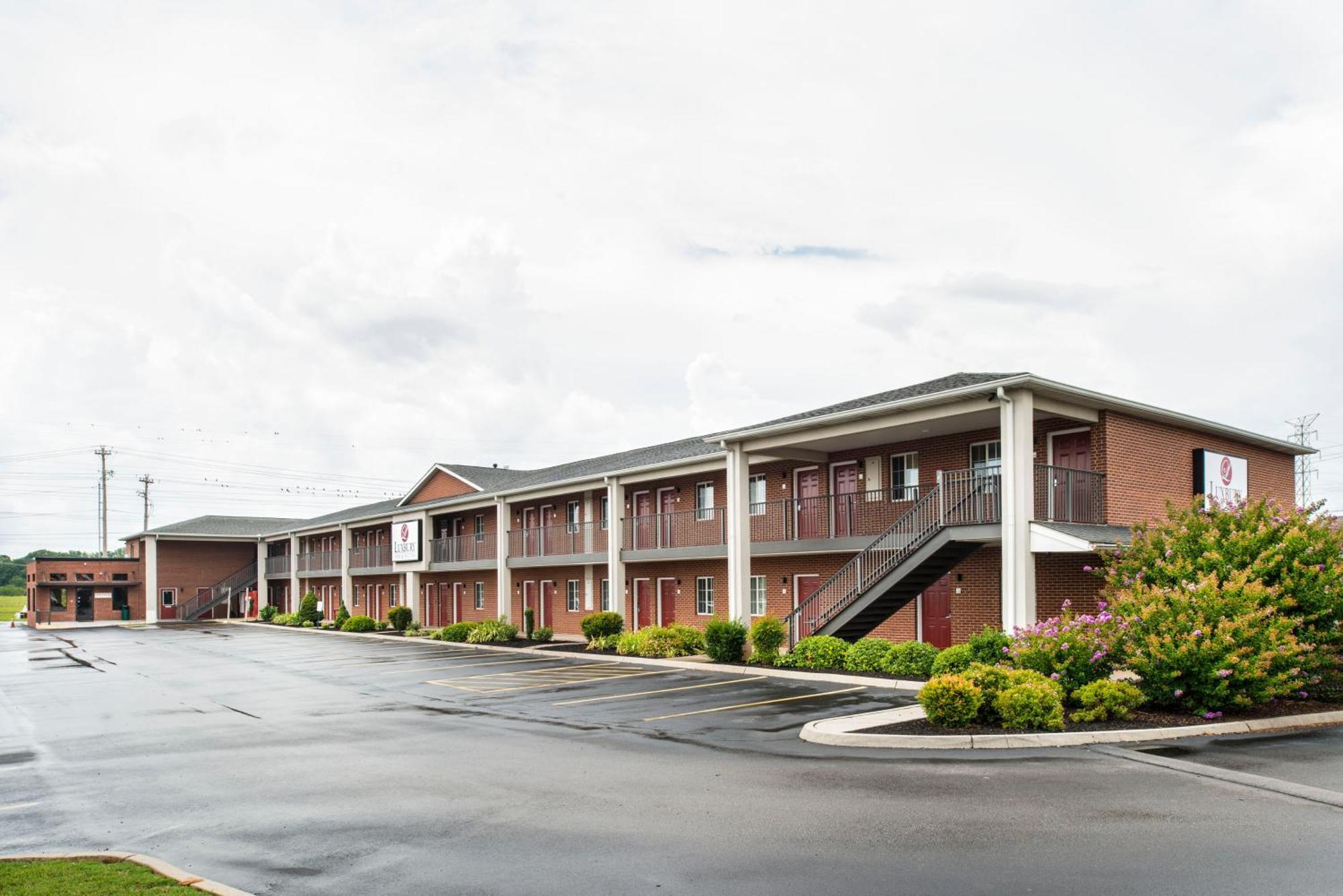 Luxbury Inn & Suites Maryville Eksteriør billede